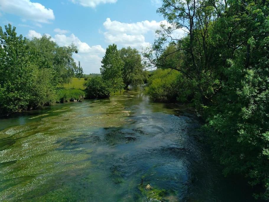 Gite La Bocagere Autreppes Exterior foto